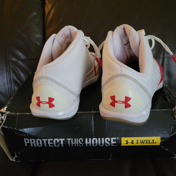 Brandon Jennings Under Armour 2010 Micro G size 10.5 main image 4